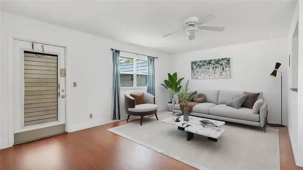 1 bedroom 1 bath Residential Lease for rent at 703 Brittany # O, Delray Beach FL 33446