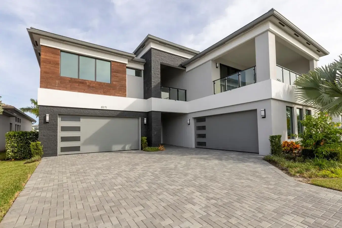 6 bedroom 6 bath Residential for sale at 8571 Shoreacres Street, Boca Raton FL 33434