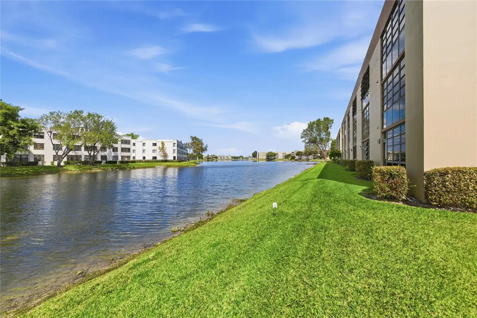 2 bedroom 2 bath Residential for sale at 7544 Ashmont Circle # 202, Tamarac FL 33321