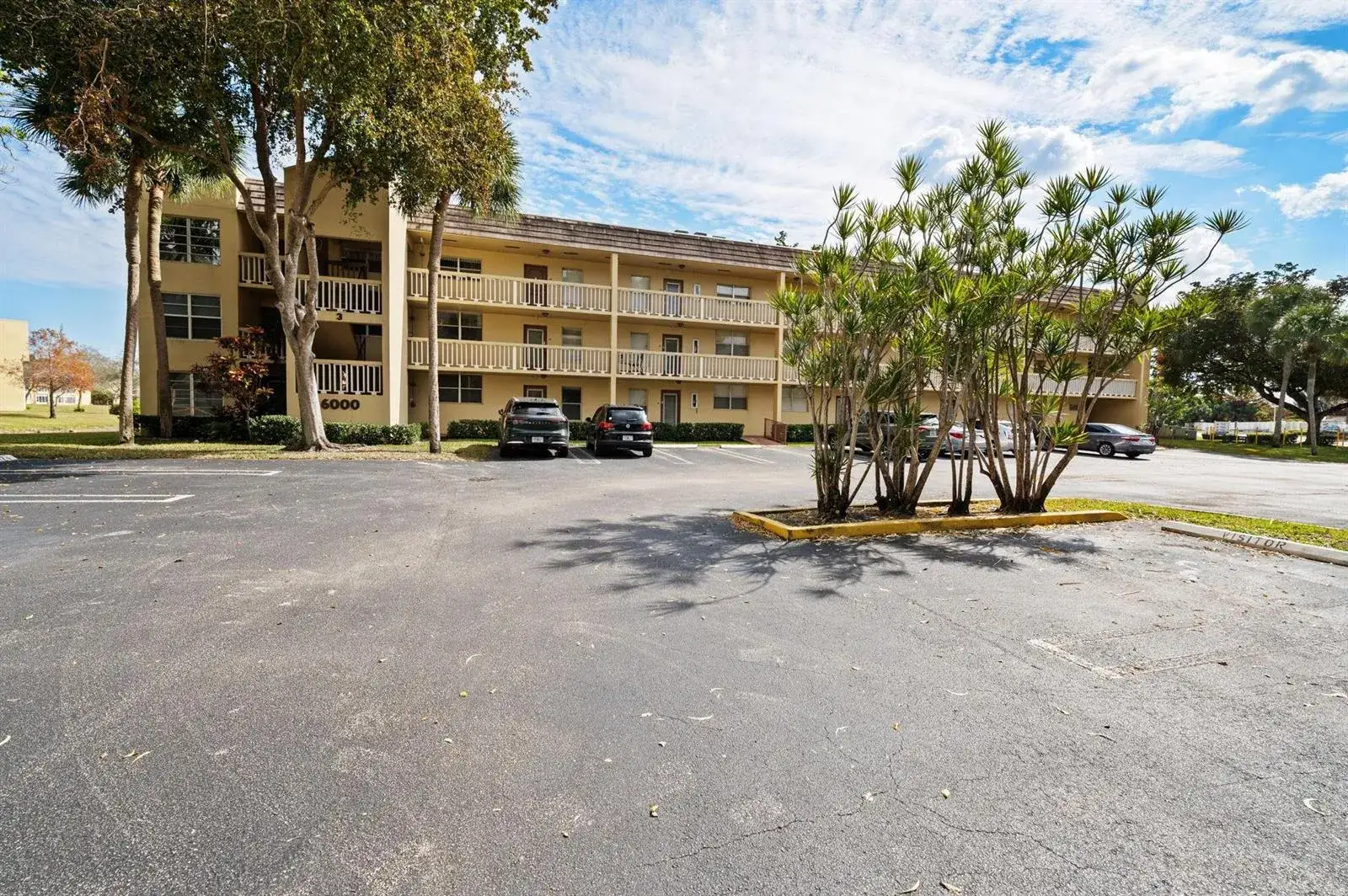 2 bedroom 2 bath Residential for sale at 6000 NW 64th Avenue # 303, Tamarac FL 33319