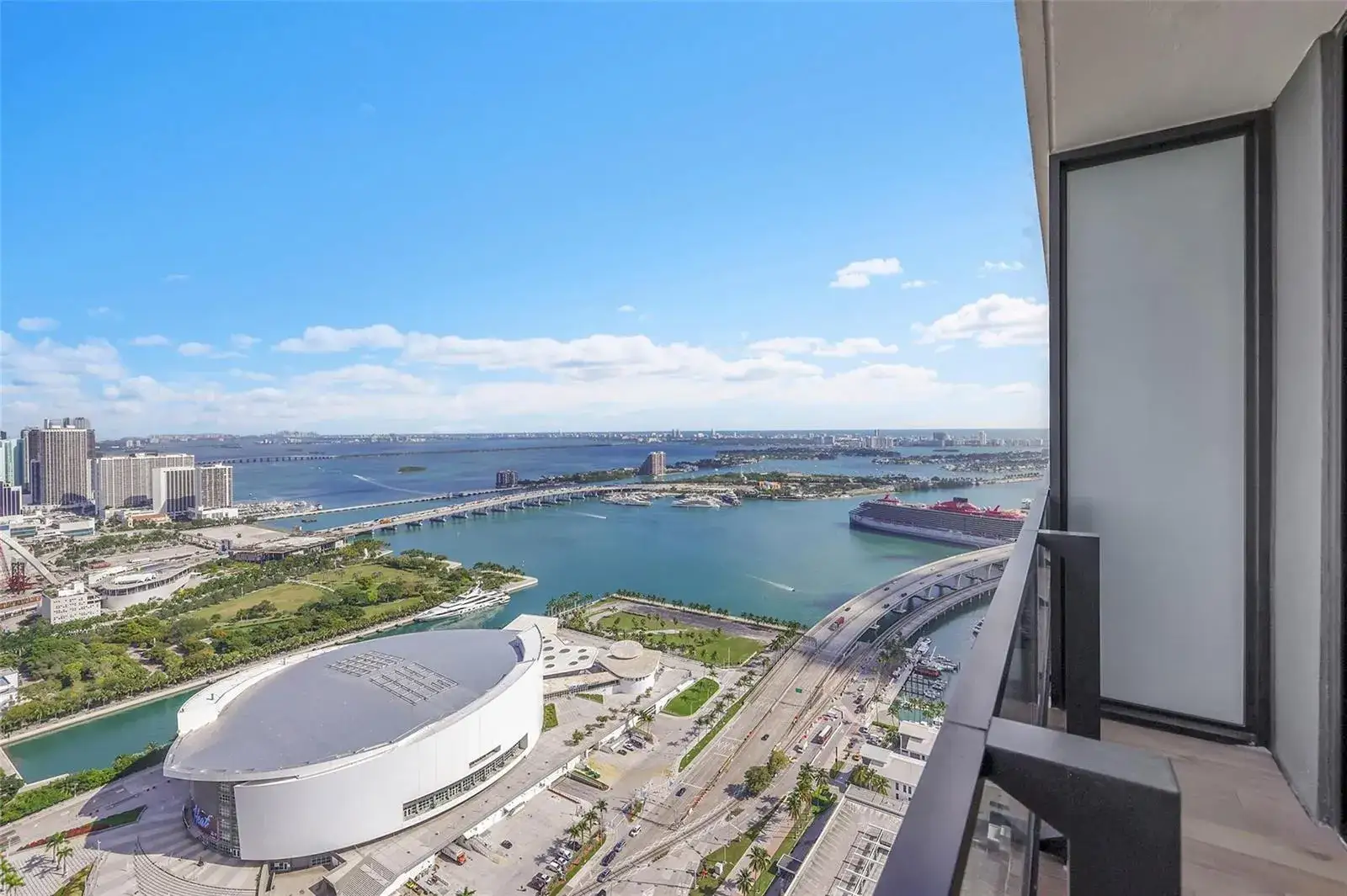 1 bath Residential Lease for rent at 398 NE 5th Street # 4404, Miami FL 33132