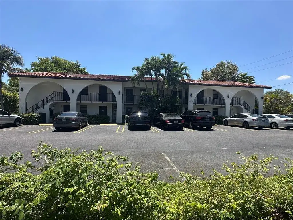 Commercial Sale for sale at 11676 NW 45th Street # 8, Coral Springs FL 33065