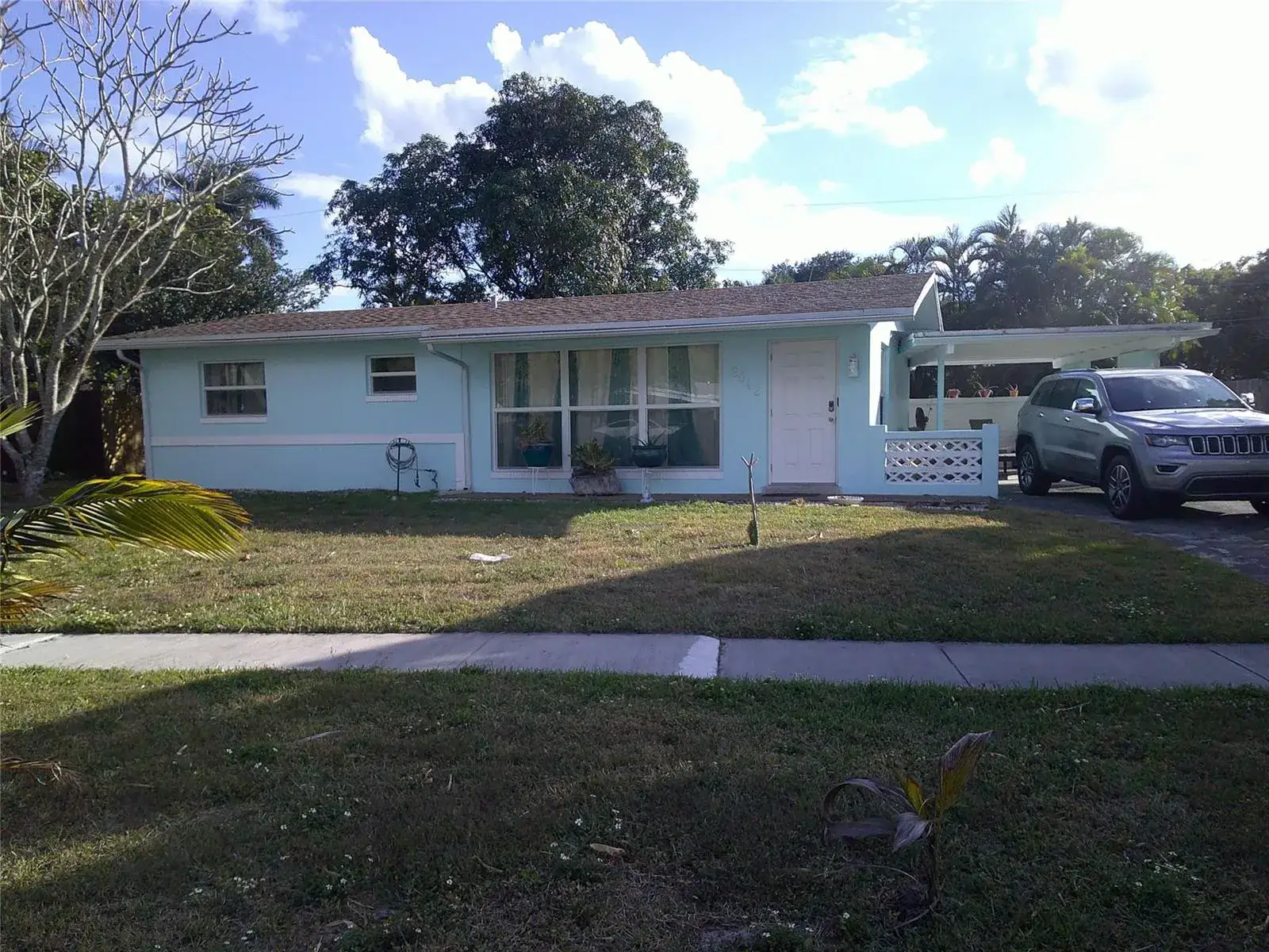 2 bedroom 1 bath Residential for sale at 6042 NW 18th Street, Margate FL 33063