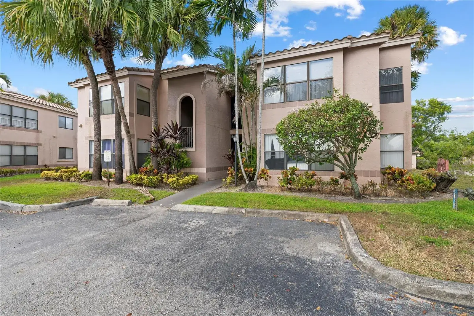 2926 S University Drive # 6205, Davie FL 33328