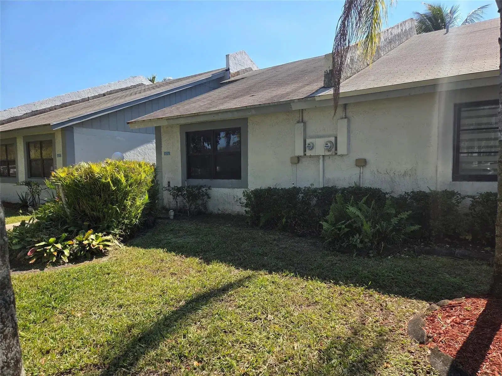 2 bedroom 2 bath Residential for sale at 6014 NW 3rd Street # 6014, Margate FL 33063