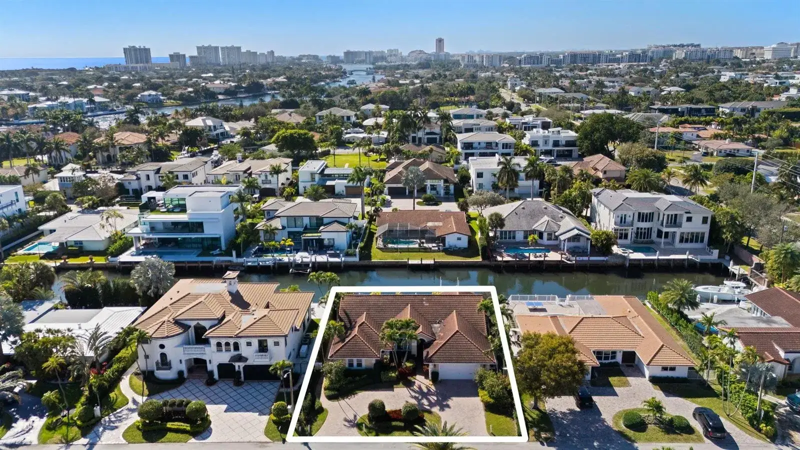 3 bedroom 3 bath Residential for sale at 520 Phillips Drive, Boca Raton FL 33432
