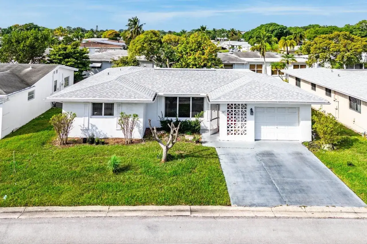 3 bedroom 2 bath Residential for sale at 745 NW 72nd Terrace, Margate FL 33063