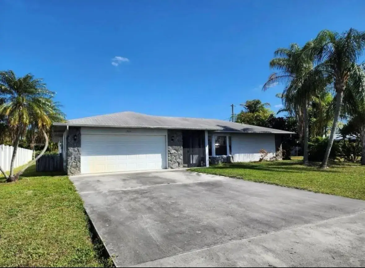4 bedroom 3 bath Residential for sale at 1985 SE Dupont Street, Port St. Lucie FL 34952
