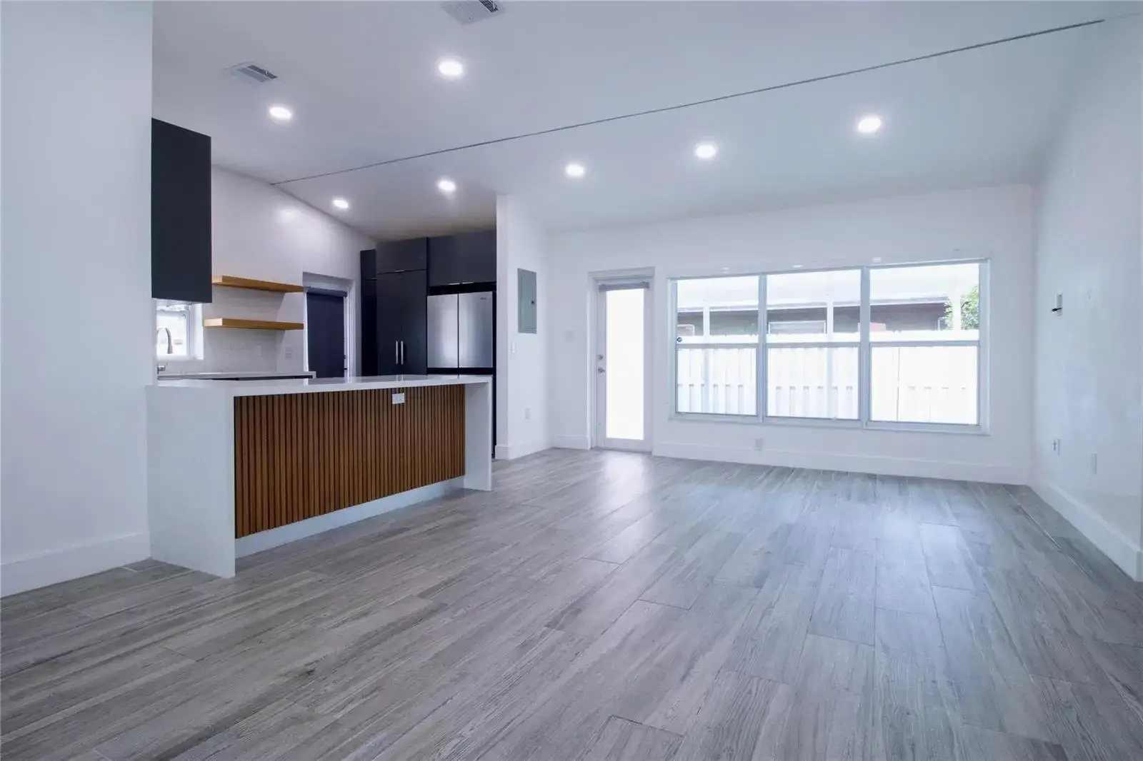 2 bedroom 2 bath Residential for sale at 245 SW 20th Street, Fort Lauderdale FL 33315