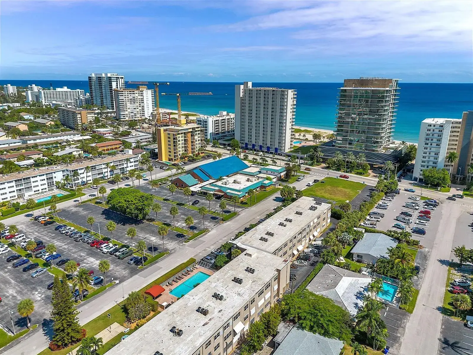 2 bedroom 1 bath Residential for sale at 3200 NE 7th Court # 208a, Pompano Beach FL 33062