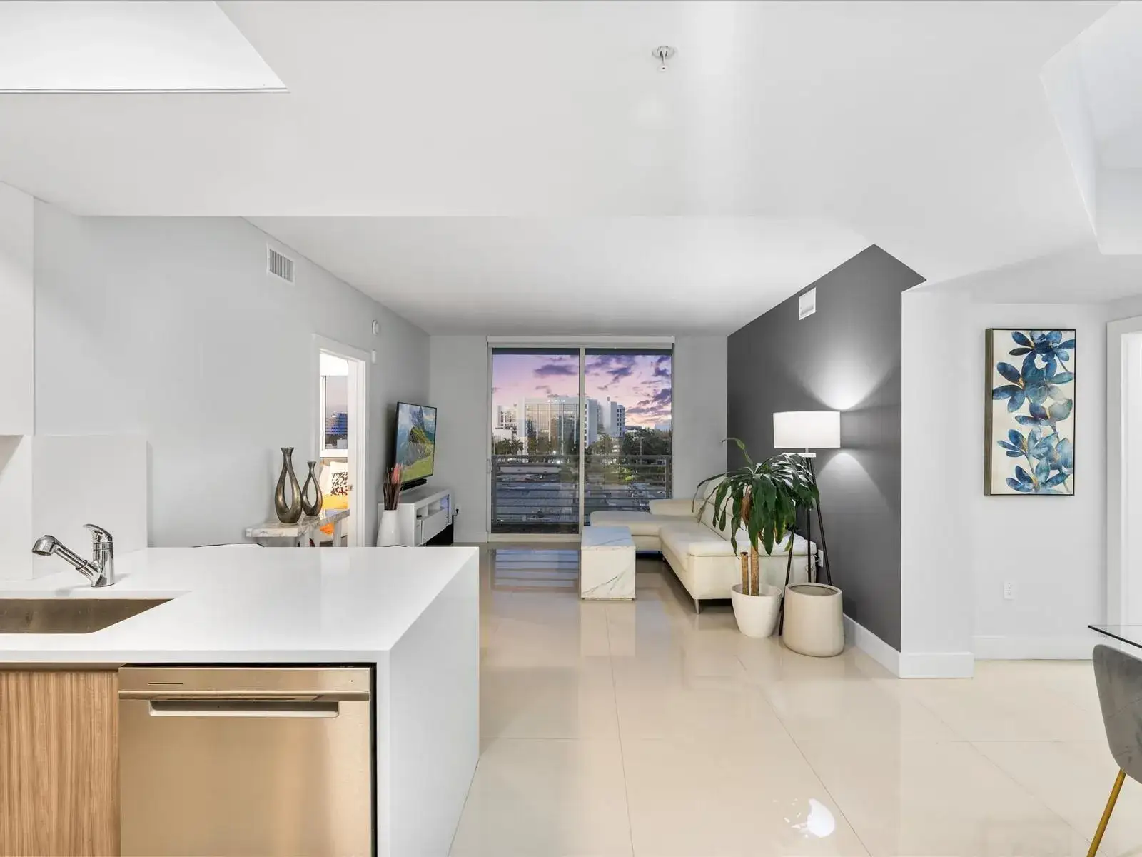 2 bedroom 2 bath Residential Lease for rent at 18800 NE 29th Avenue # 704, Aventura FL 33180