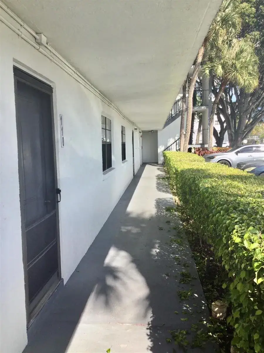 2 bedroom 2 bath Residential Lease for rent at 9233 SW 8th Street # 110, Boca Raton FL 33428