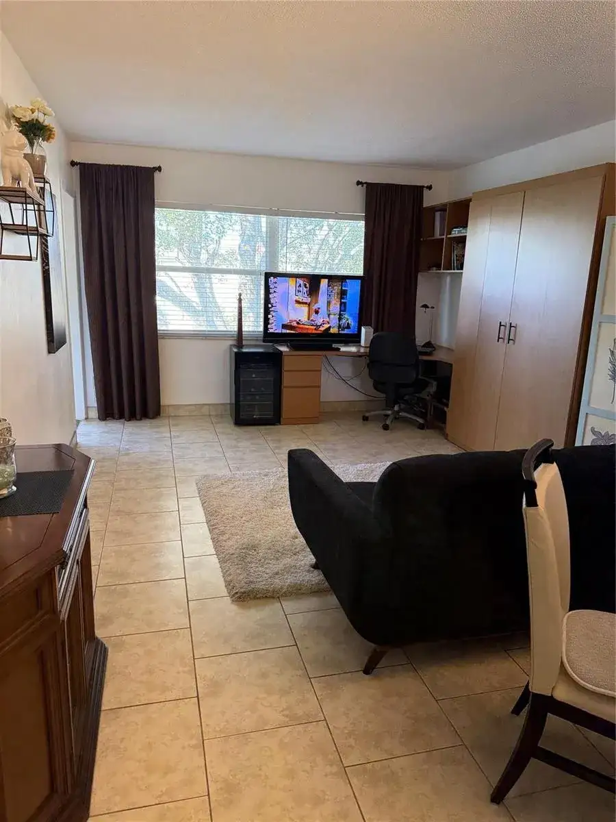 1 bedroom 1 bath Residential for sale at 4331 NW 16th Street # D308, Lauderhill FL 33313