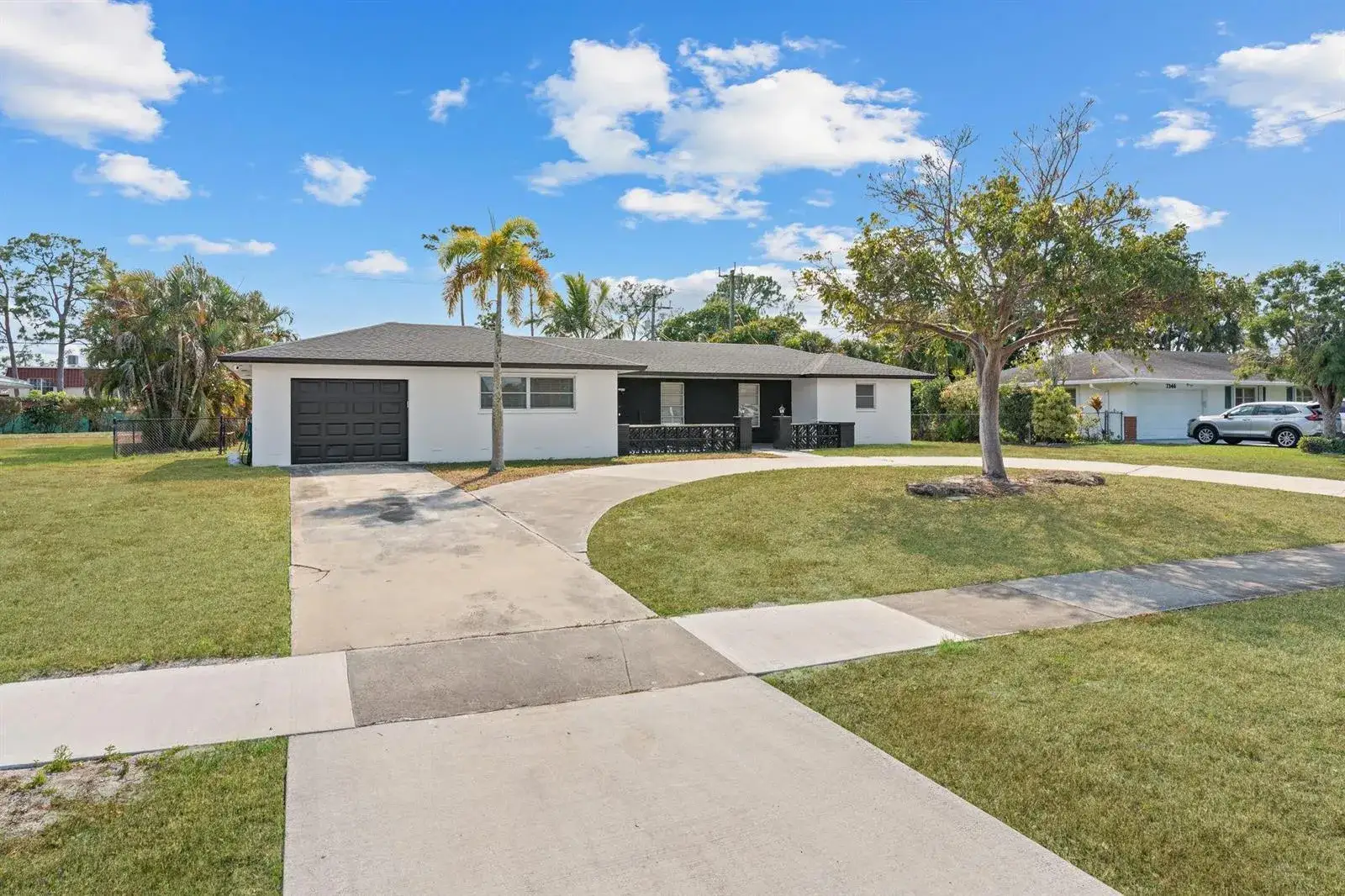 3 bedroom 3 bath Residential for sale at 7328 Saint Andrews Road, Lake Worth FL 33467