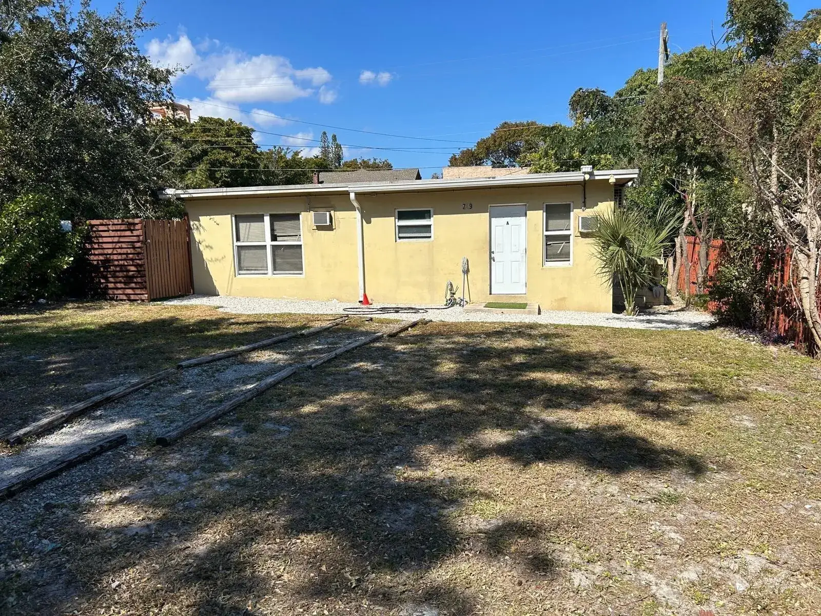 2 bedroom 1 bath Residential Lease for rent at 709 8th Street # B, West Palm Beach FL 33401