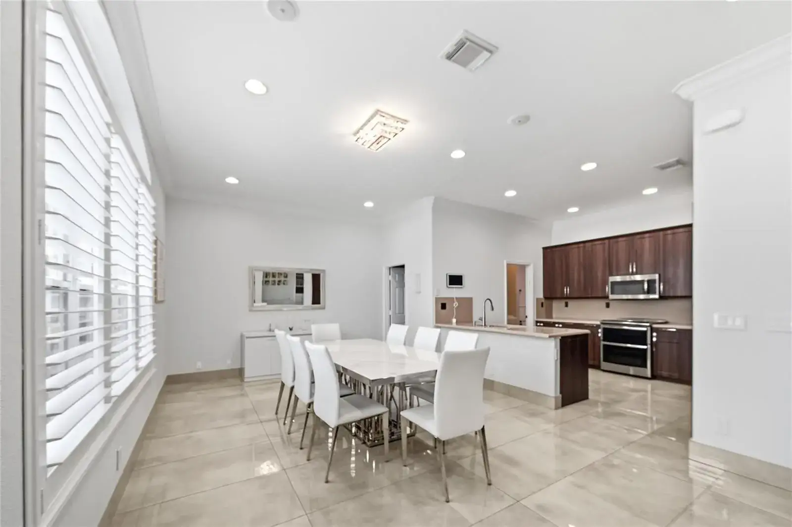 4 bedroom 2 bath Residential for sale at 4916 SW 38th Way, Hollywood FL 33312