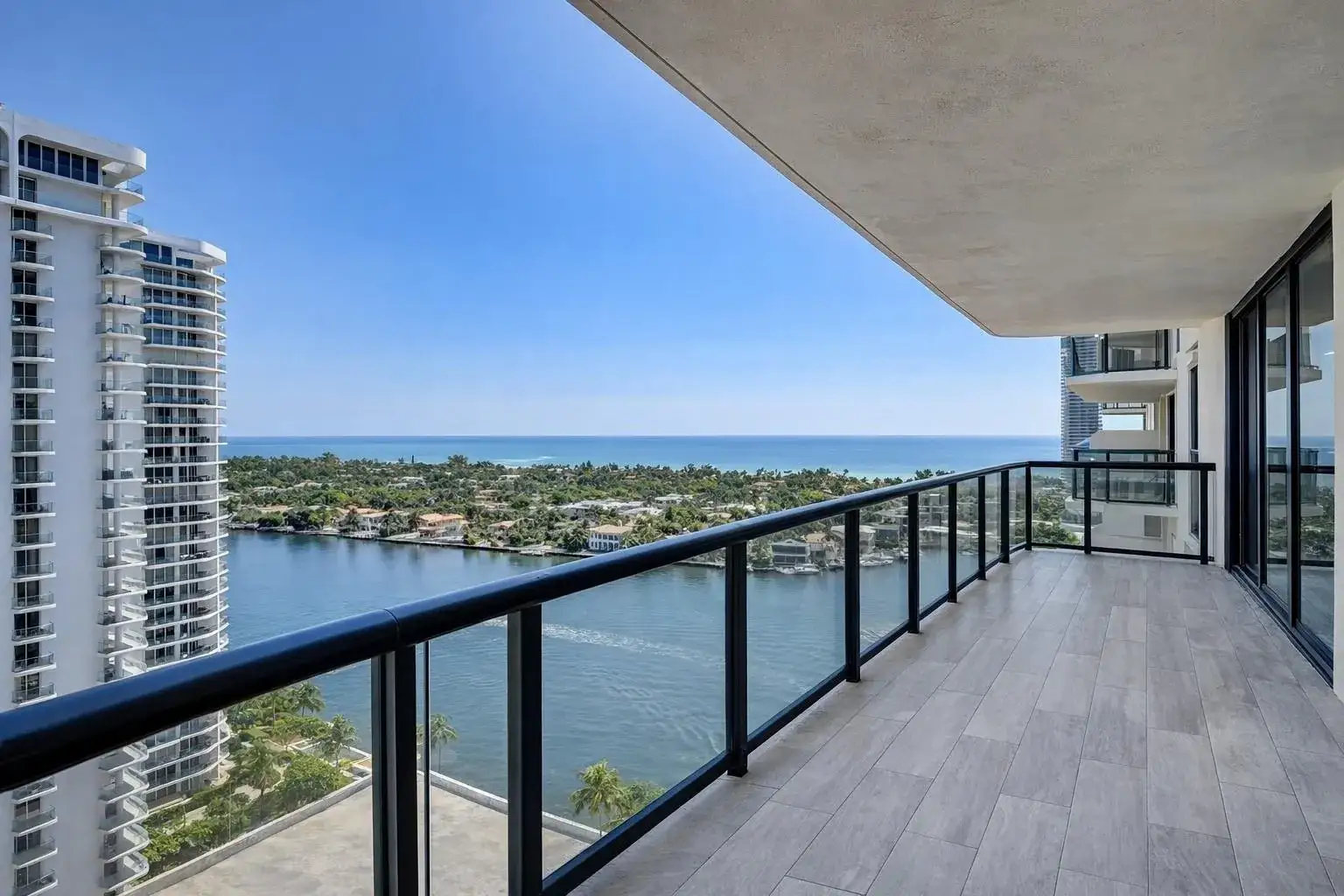 4 bedroom 3 bath Residential for sale at 19667 Turnberry Way, Miami FL 33180