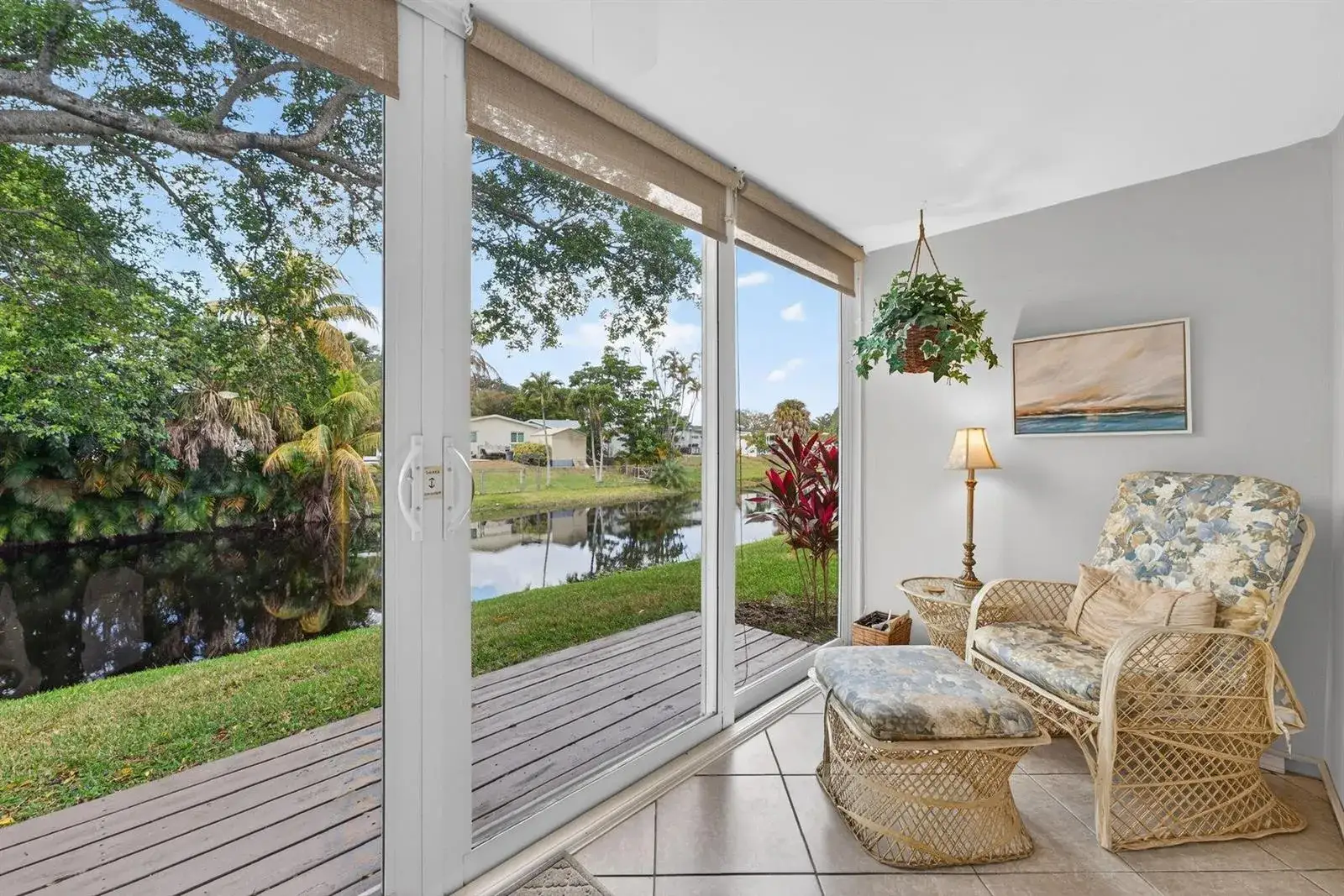 2 bedroom 2 bath Residential for sale at 101 NW 76th Avenue # 102, Margate FL 33063
