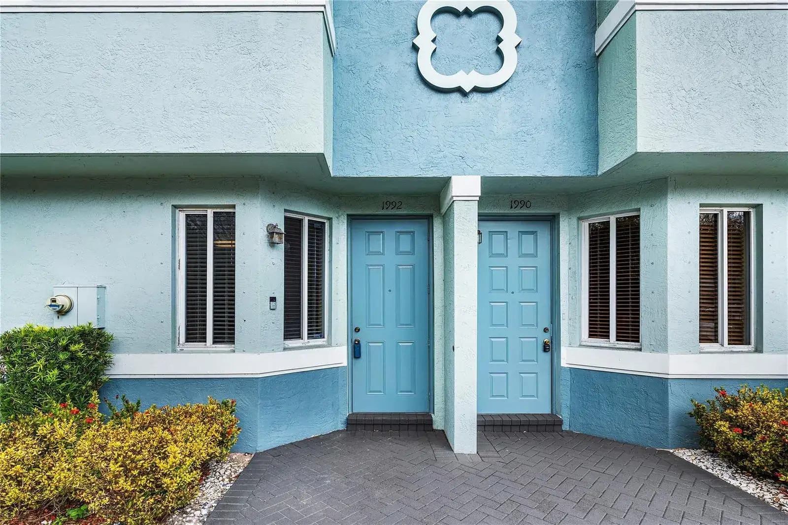2 bedroom 2 bath Residential for sale at 1992 Alamanda Way, Riviera Beach FL 33404