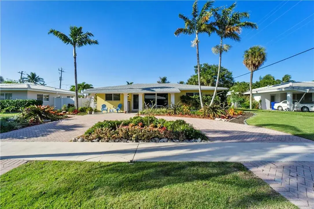 3 bedroom 2 bath Residential Lease for rent at 161 SE 5th Court, Pompano Beach FL 33060