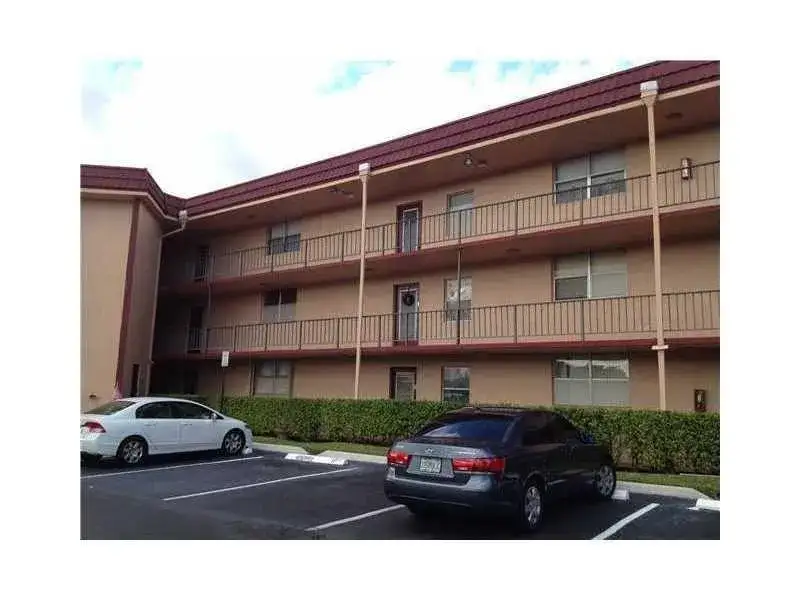 1 bedroom 1 bath Residential Lease for rent at 9301 LIME BAY Boulevard # 209, Tamarac FL 33321