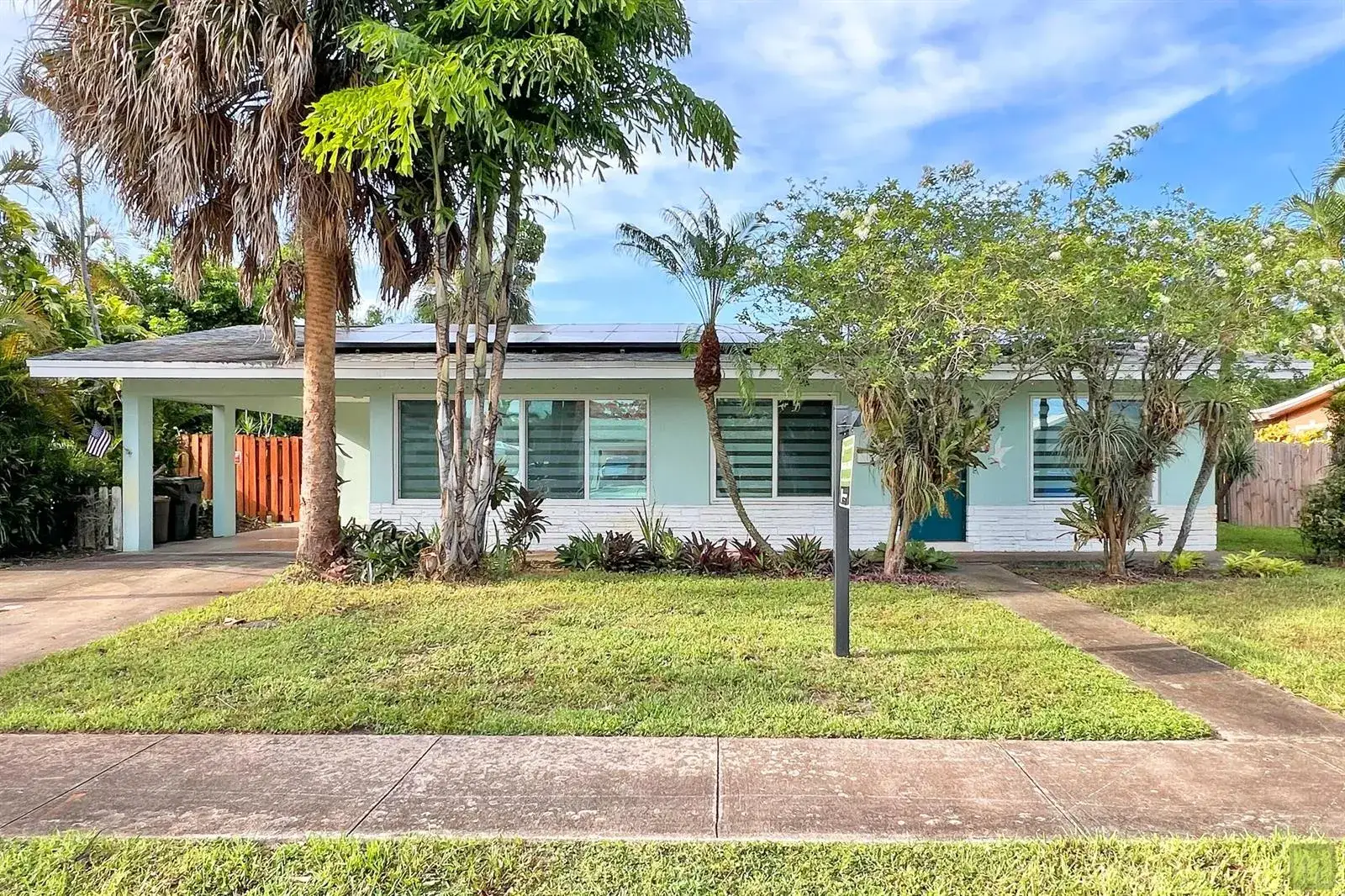3 bedroom 2 bath Residential for sale at 3831 NW 11th Street, Coconut Creek FL 33066