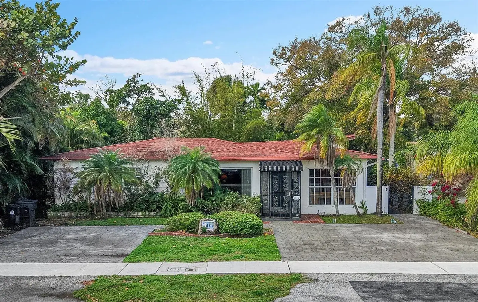 3 bedroom 2 bath Residential for sale at 1317 SE 2nd Avenue, Fort Lauderdale FL 33316