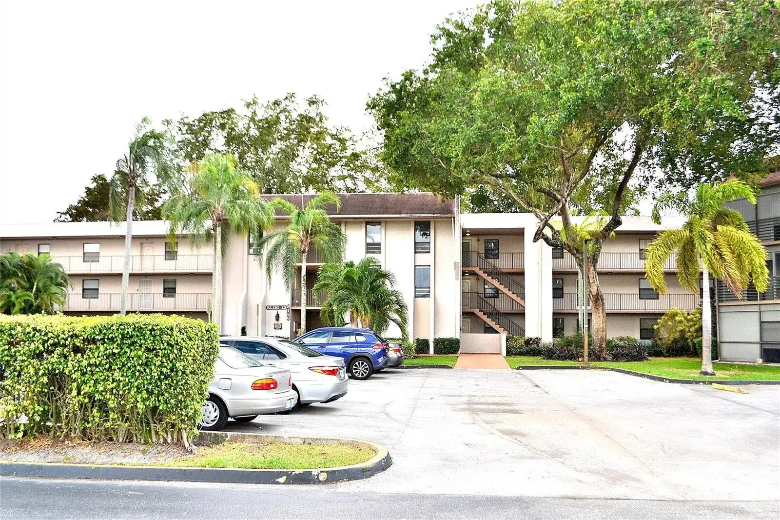 2 bedroom 2 bath Residential for sale at 8150 W Mcnab Road # 210, Tamarac FL 33321