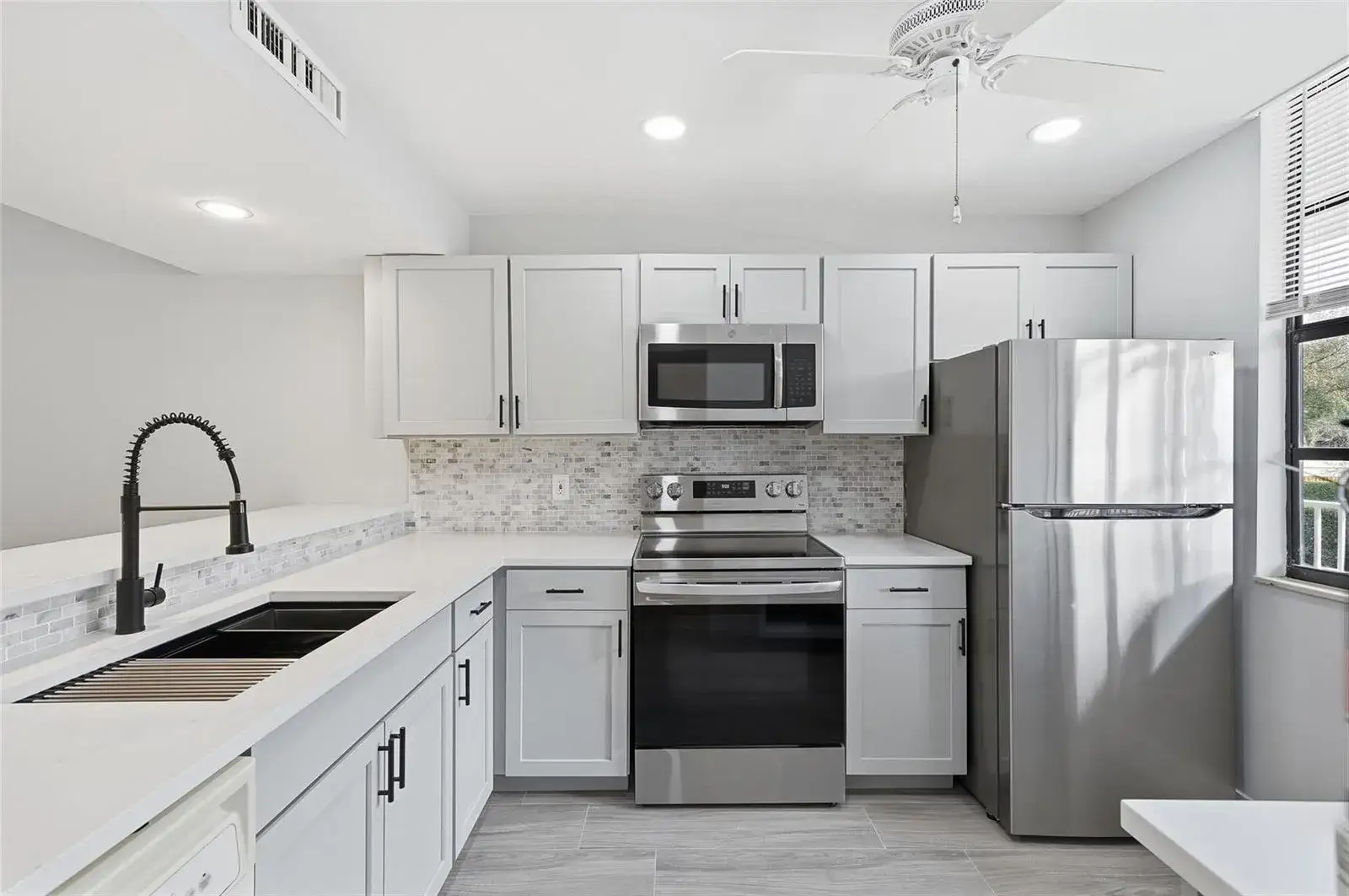 2 bedroom 2 bath Residential for sale at 1717 Whitehall Drive # 205, Davie FL 33324