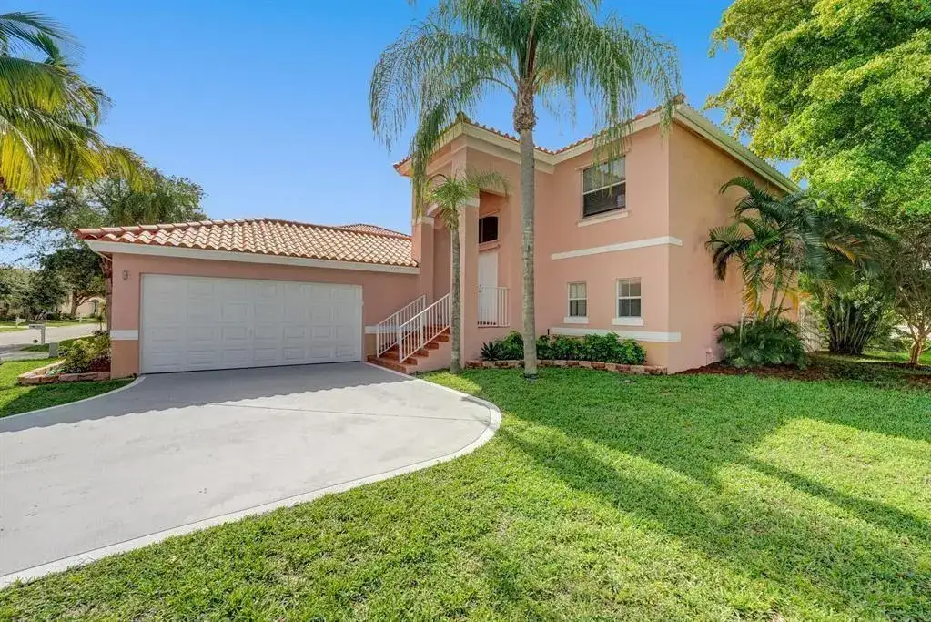 4 bedroom 2 bath Residential Lease for rent at 6602 Geneva Street, Lake Worth FL 33467