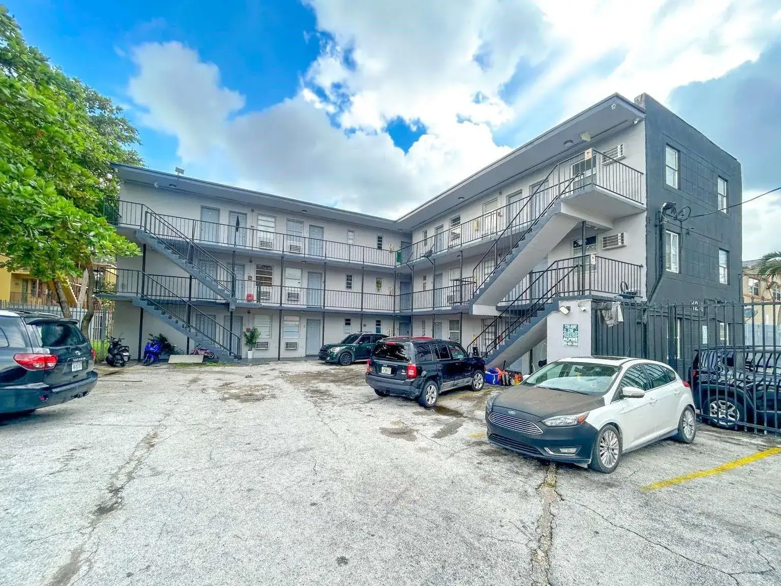 Commercial Sale for sale at 1261 NW 59th Street, Miami FL 33142