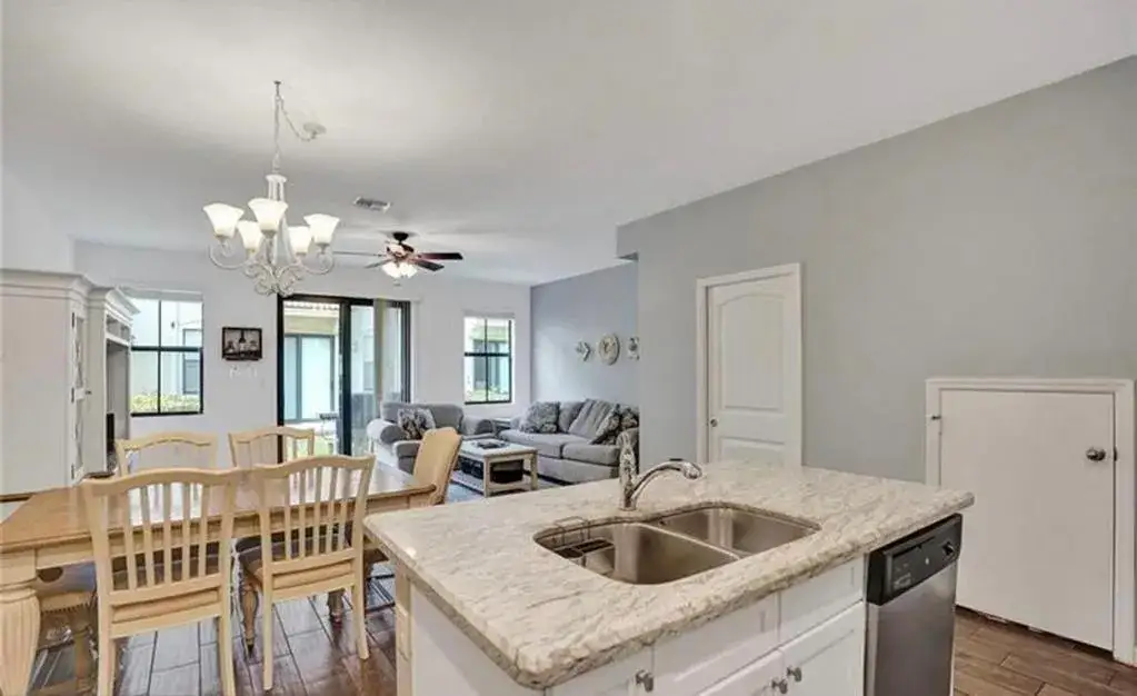 3 bedroom 2 bath Residential Lease for rent at 1082 NW 33 Manor Manor, Pompano Beach FL 33064