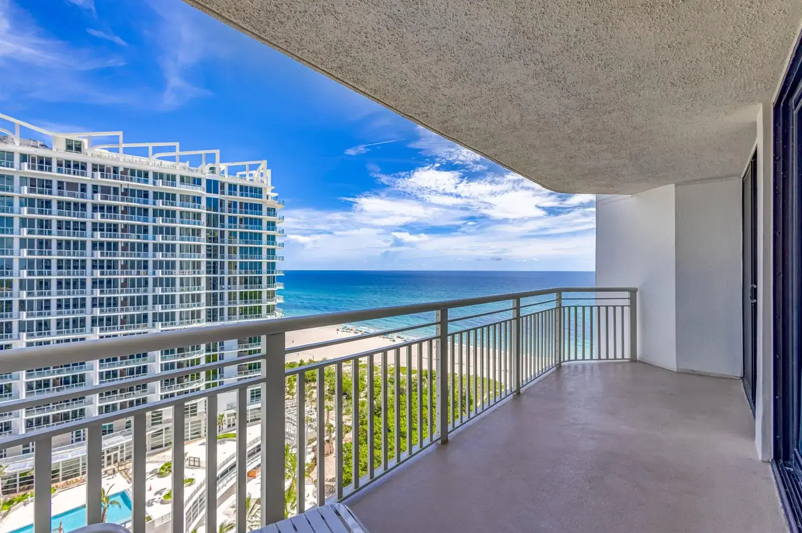 1 bedroom 1 bath Residential for sale at 3000 N Ocean Drive # B, Singer Island FL 33404