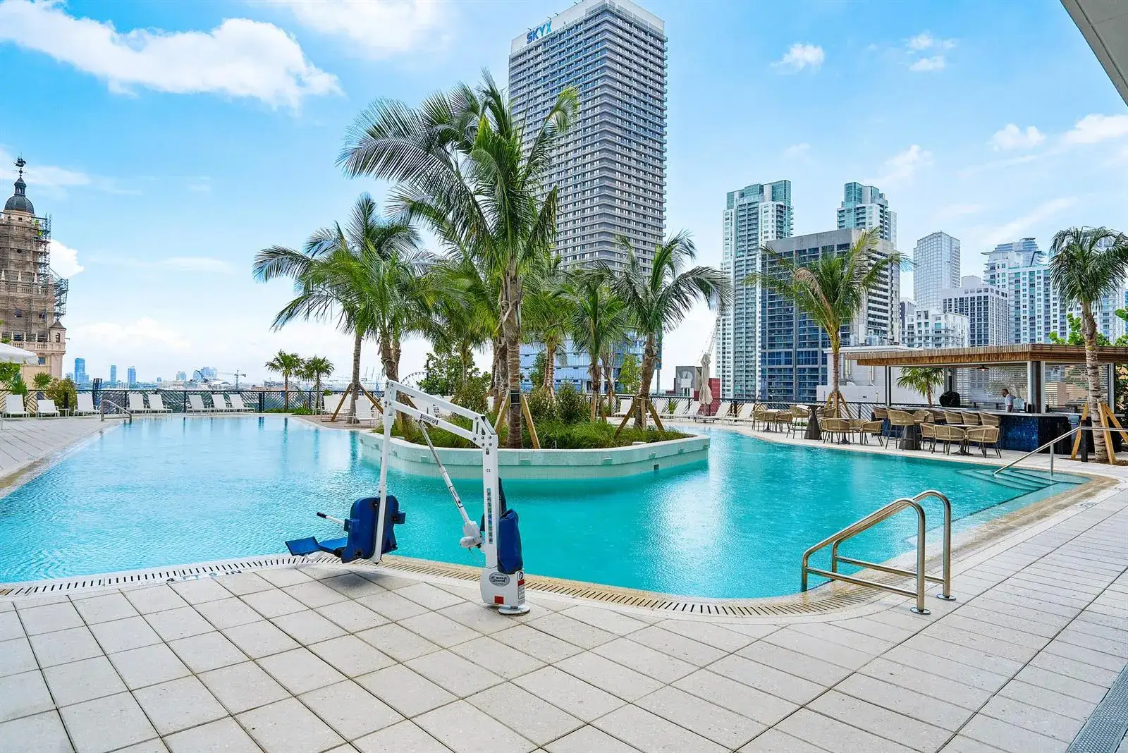 1 bedroom 1 bath Residential for sale at 601 NE 1st Avenue # 2809, Miami FL 33132