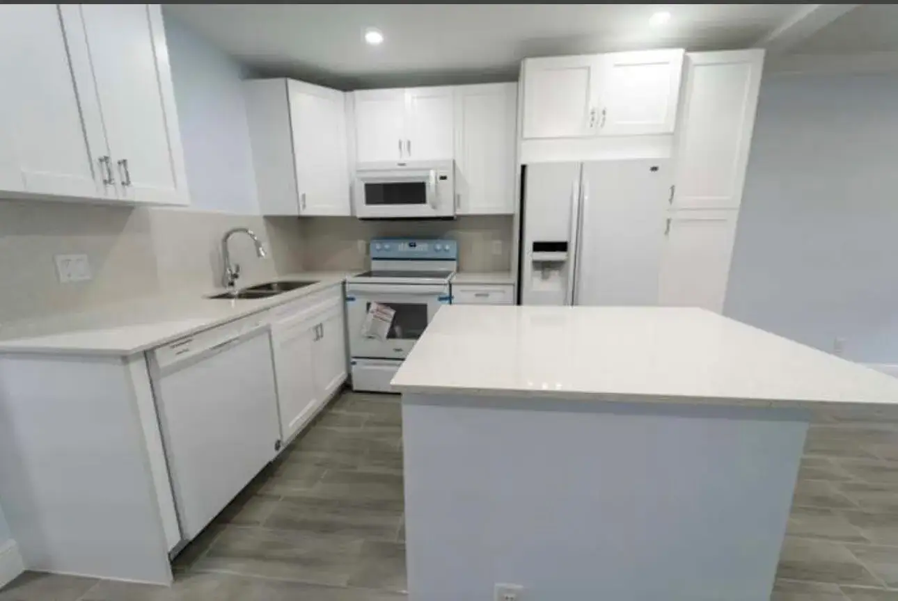 1 bedroom 1 bath Residential for sale at 309 Windsor N, West Palm Beach FL 33417