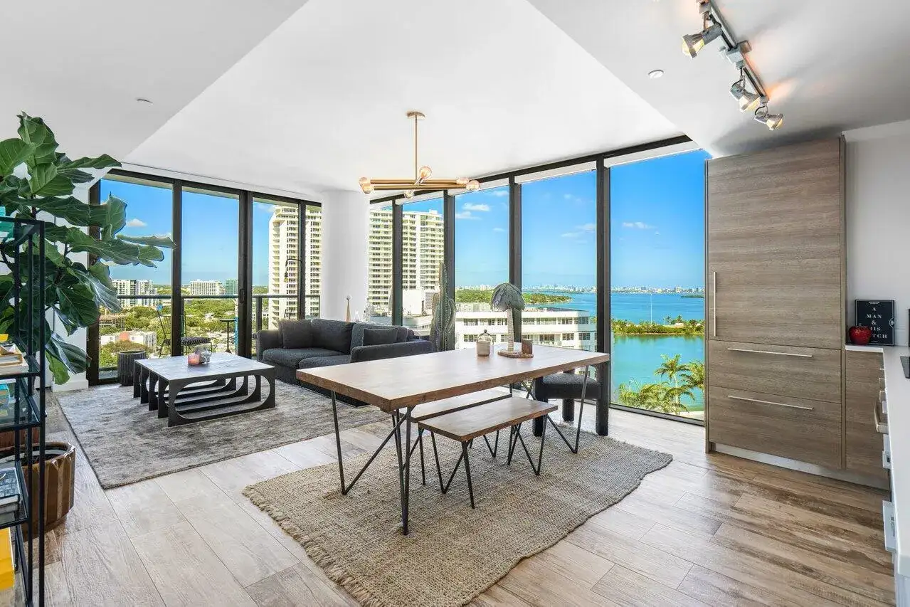 1 bedroom 1 bath Residential for sale at 650 NE 32nd Street # 1508, Miami FL 33137