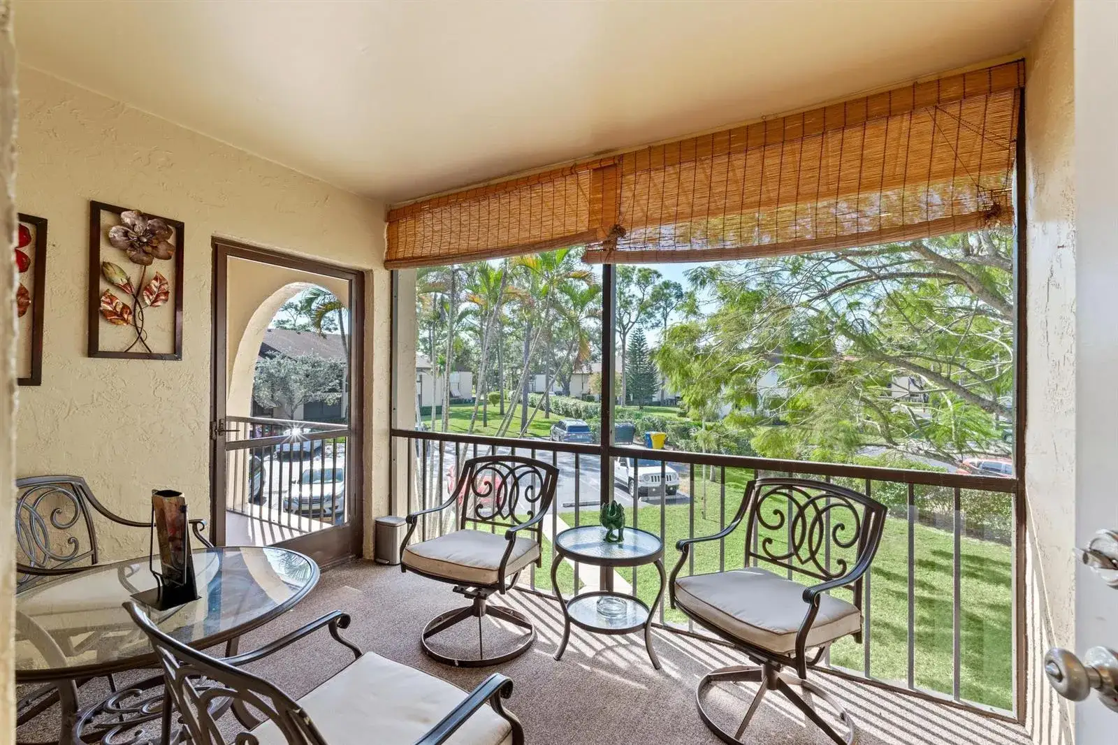 2 bedroom 2 bath Residential for sale at 230 Pine Hov Circle # 2, FL 33463