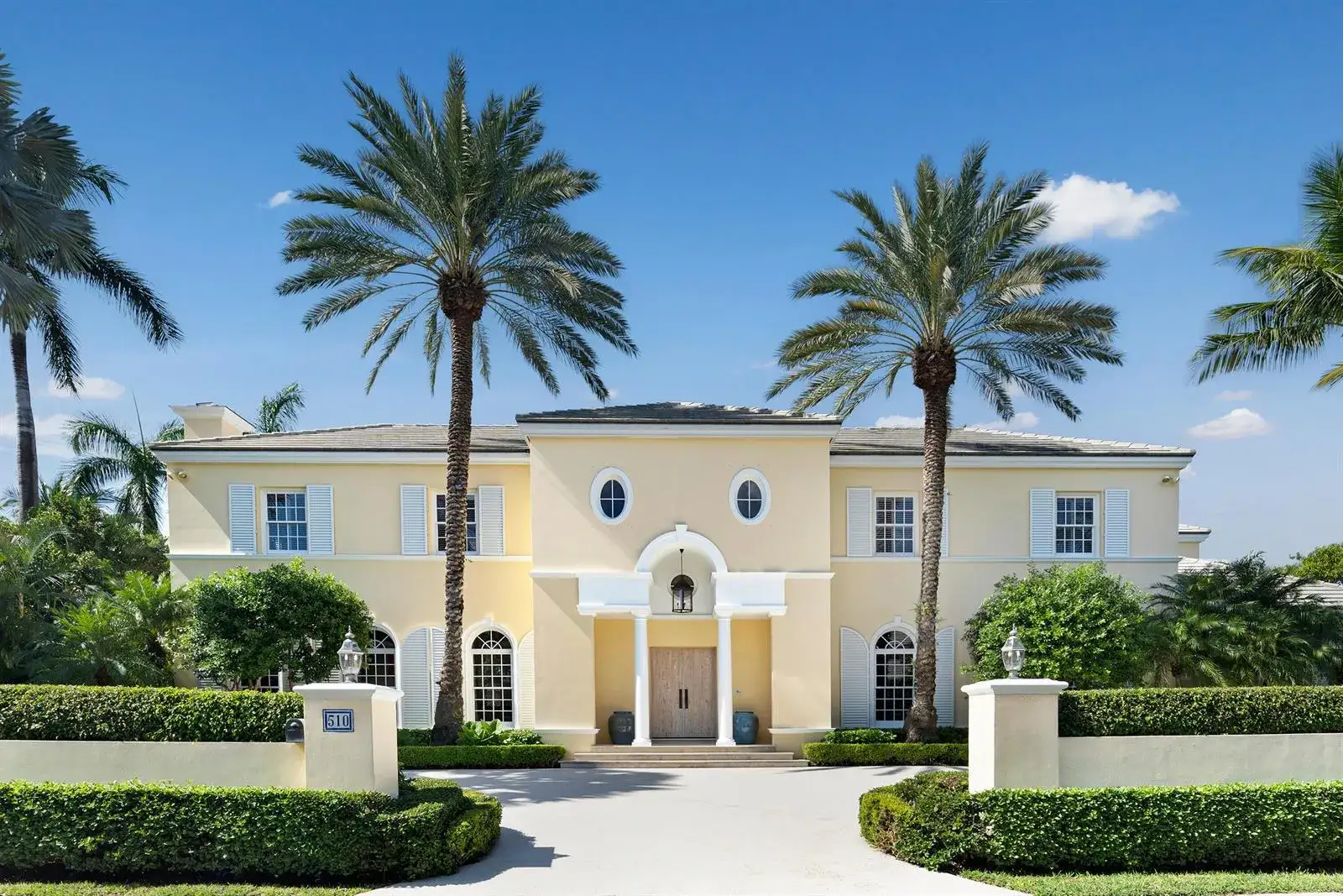 5 bedroom 6 bath Residential for sale at 510 N Lake Way, Palm Beach FL 33480