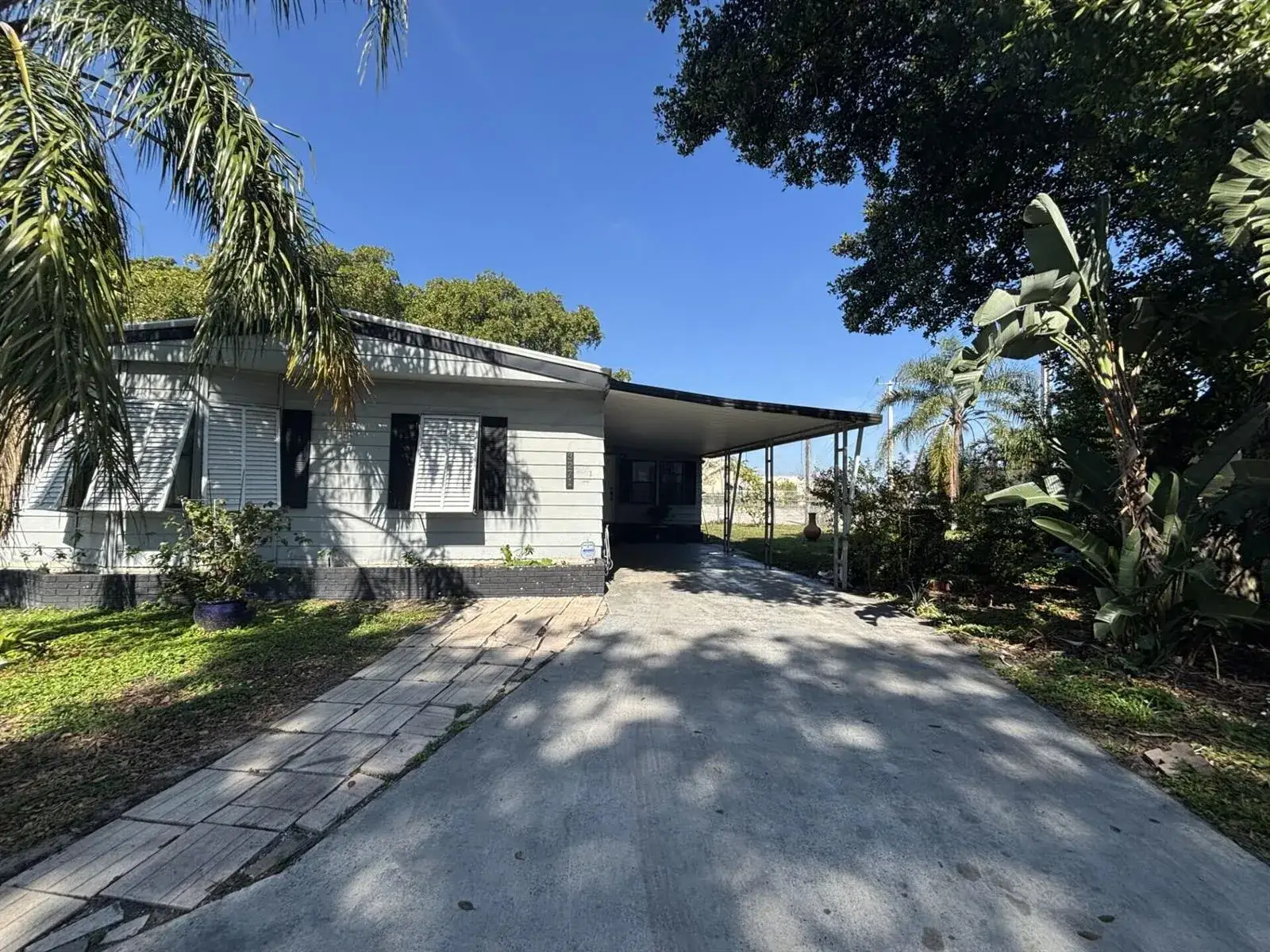 3 bedroom 2 bath Residential for sale at 3271 Fairway Drive, Pompano Beach FL 33069