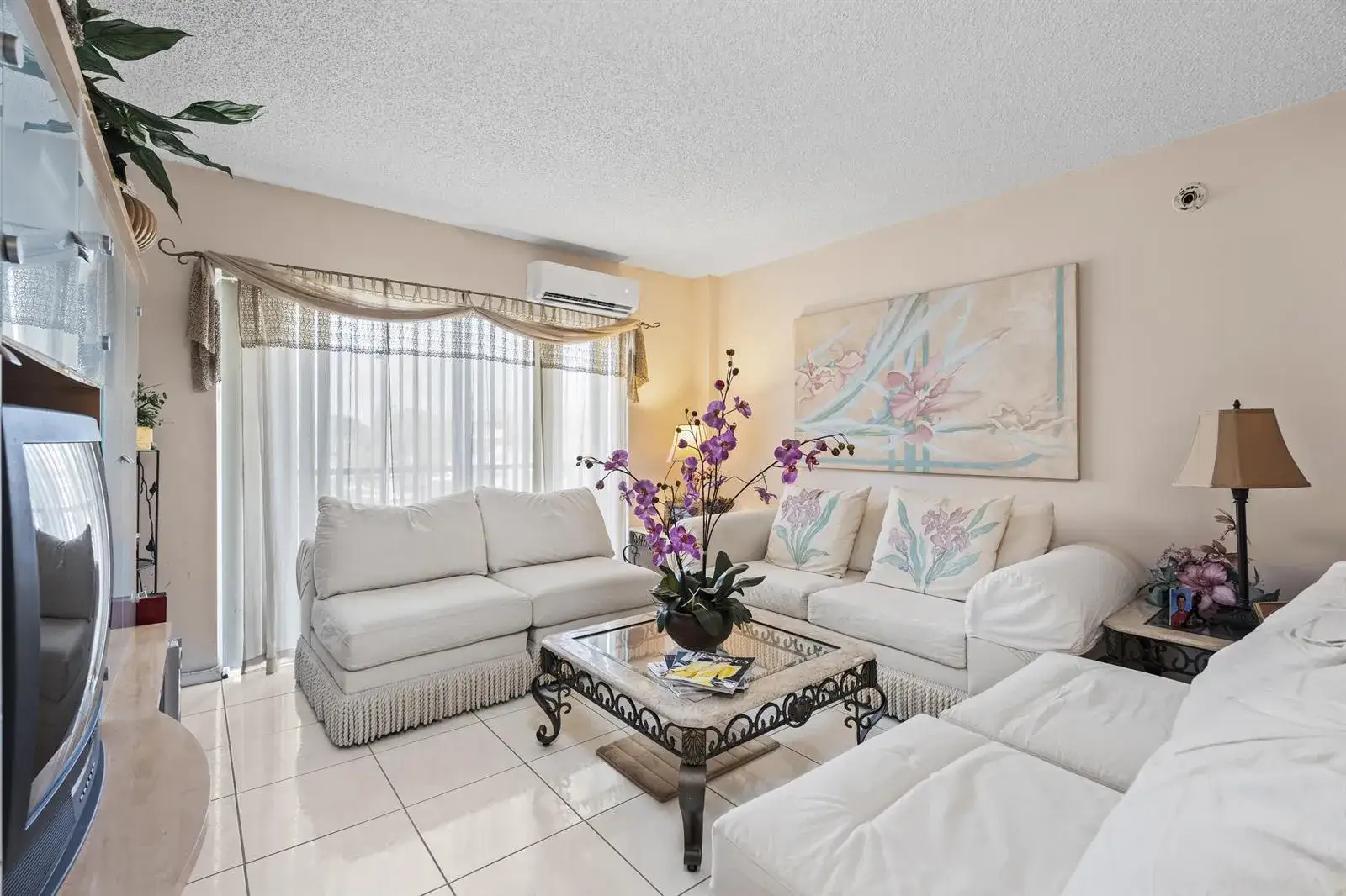 2 bedroom 2 bath Residential for sale at 4174 Inverrary Drive # 413, Lauderhill FL 33319