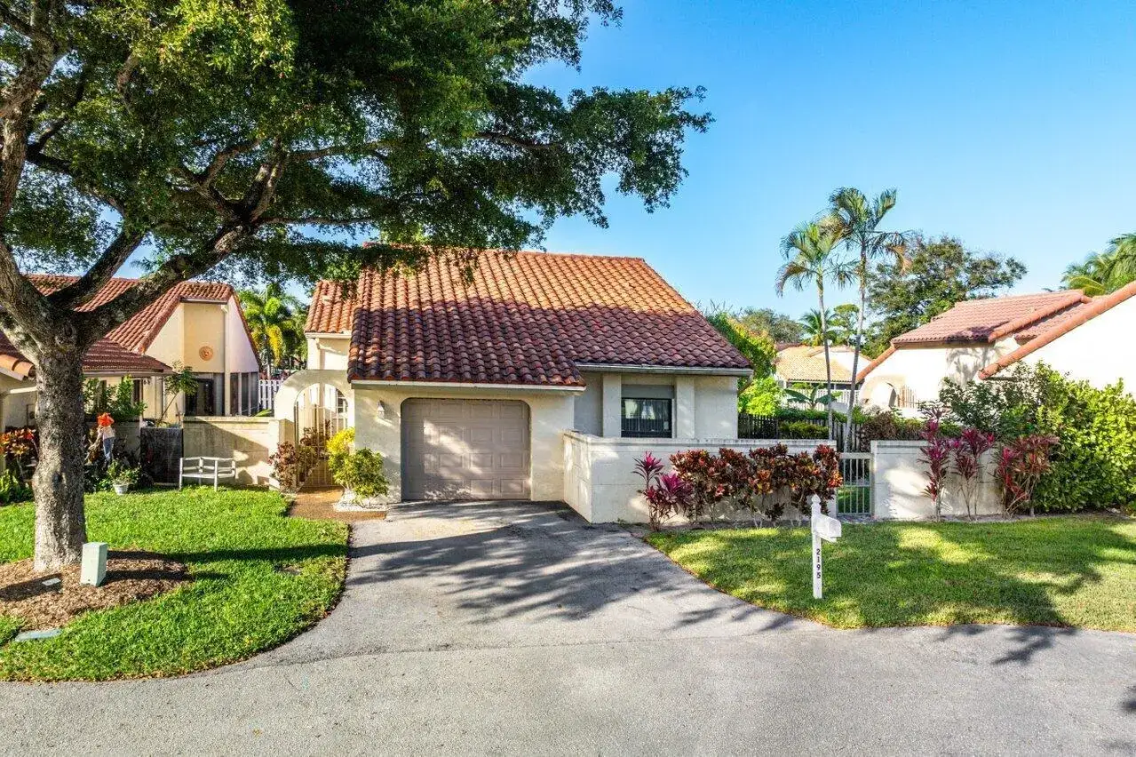 3 bedroom 2 bath Residential for sale at 2195 NW 14th Street, Delray Beach FL 33445