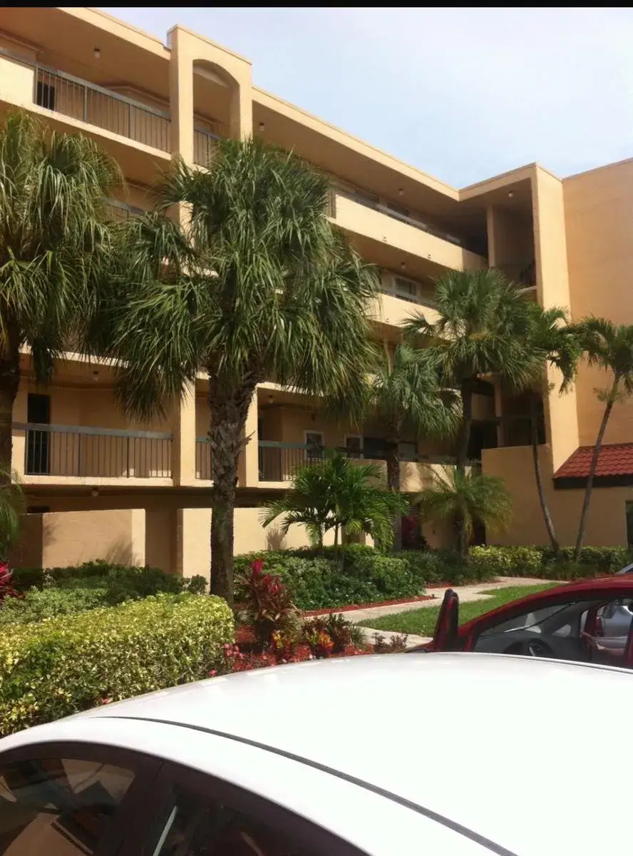 1 bedroom 1 bath Residential for sale at 750 Egret Circle # 6511, Delray Beach FL 33444