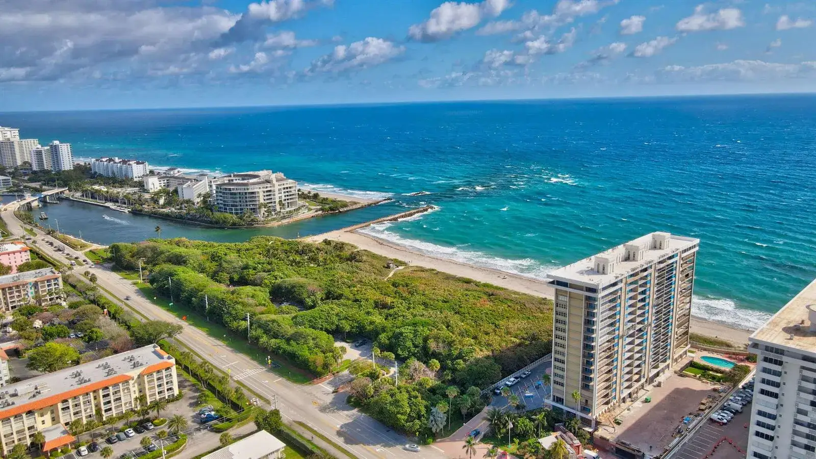 2 bedroom 2 bath Residential for sale at 1180 S Ocean Boulevard # 2e, Boca Raton FL 33432