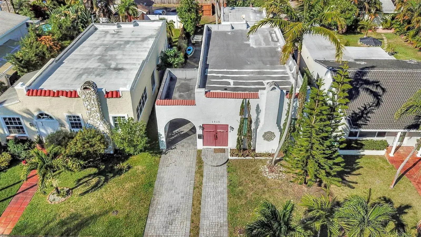 2 bedroom 2 bath Residential for sale at 1513 Adams Street, Hollywood FL 33020