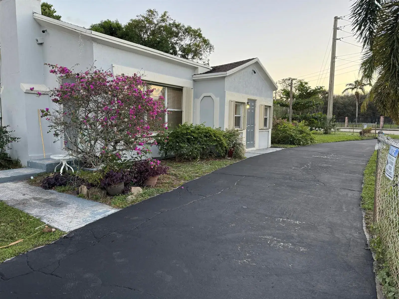 3 bedroom 2 bath Residential for sale at 701 SW 8th Avenue, Delray Beach FL 33444