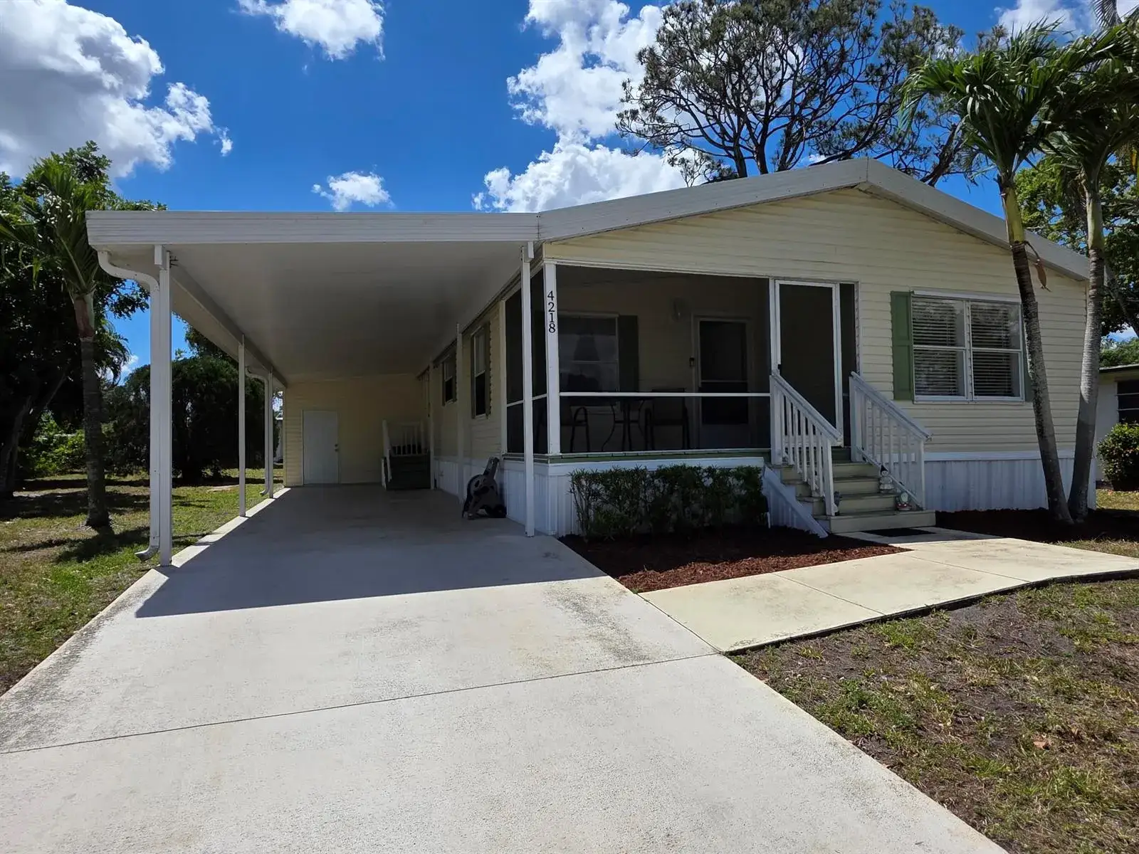 2 bedroom 2 bath Residential for sale at 4218 6th Court, Lantana FL 33462