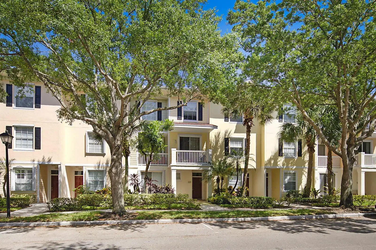 2 bedroom 2 bath Residential for sale at 125 Galicia Way # 209, Jupiter FL 33458
