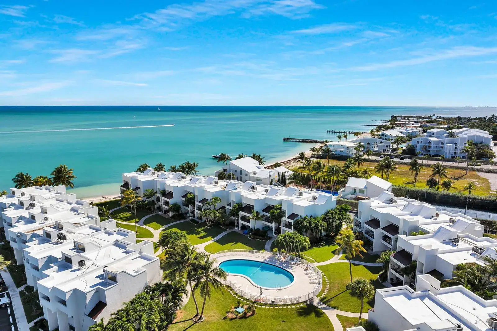 2 bedroom 2 bath Residential for sale at 601 W Ocean Dr Drive # 203a, FL 33051
