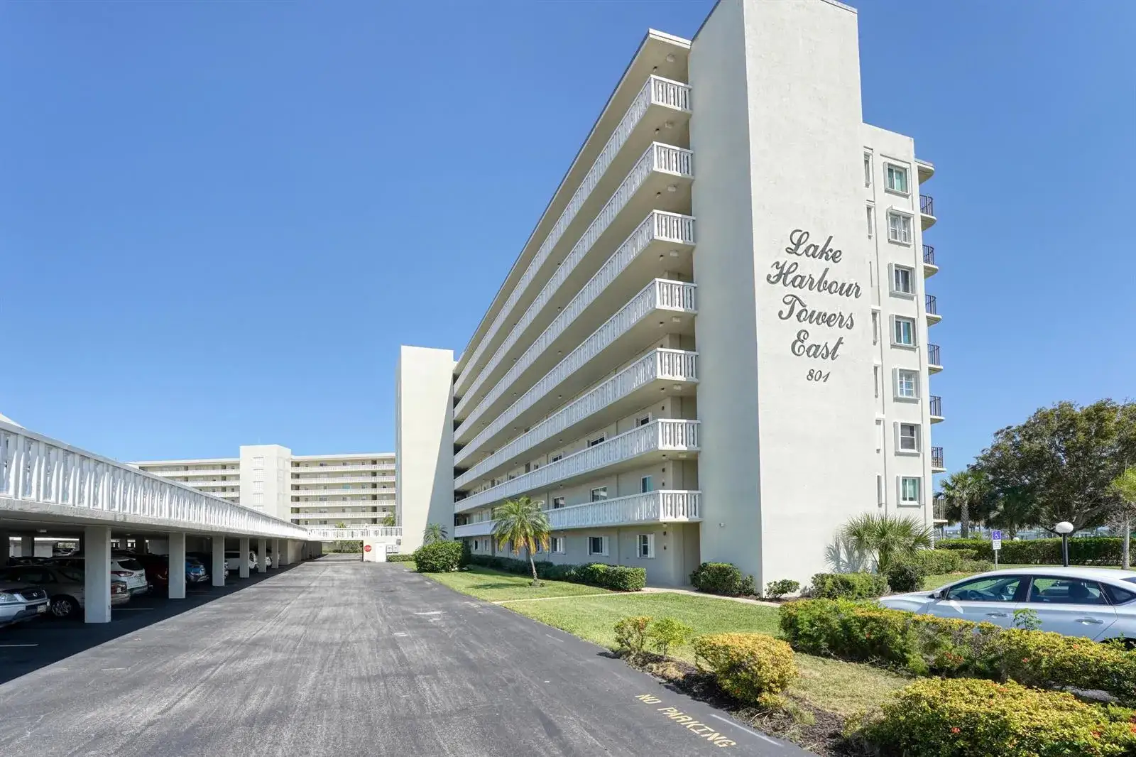2 bedroom 2 bath Residential for sale at 801 Lake Shore Drive # 112, Lake Park FL 33403