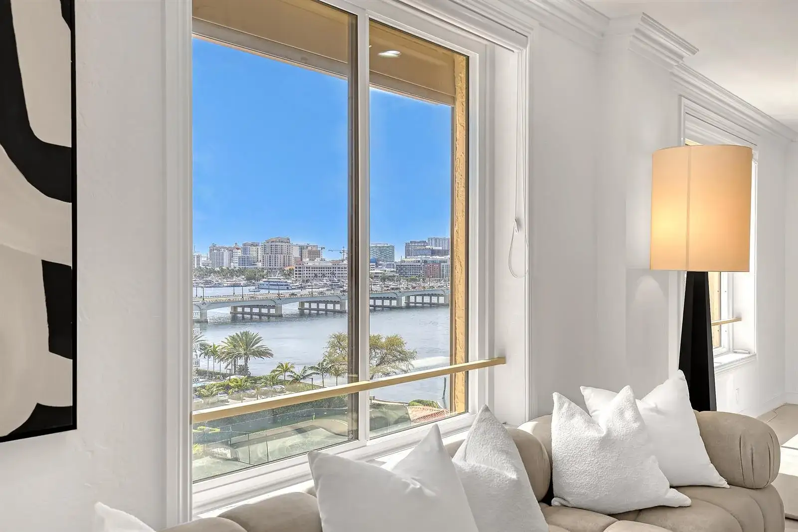 3 bedroom 3 bath Residential for sale at 150 Bradley Place # 605, Palm Beach FL 33480